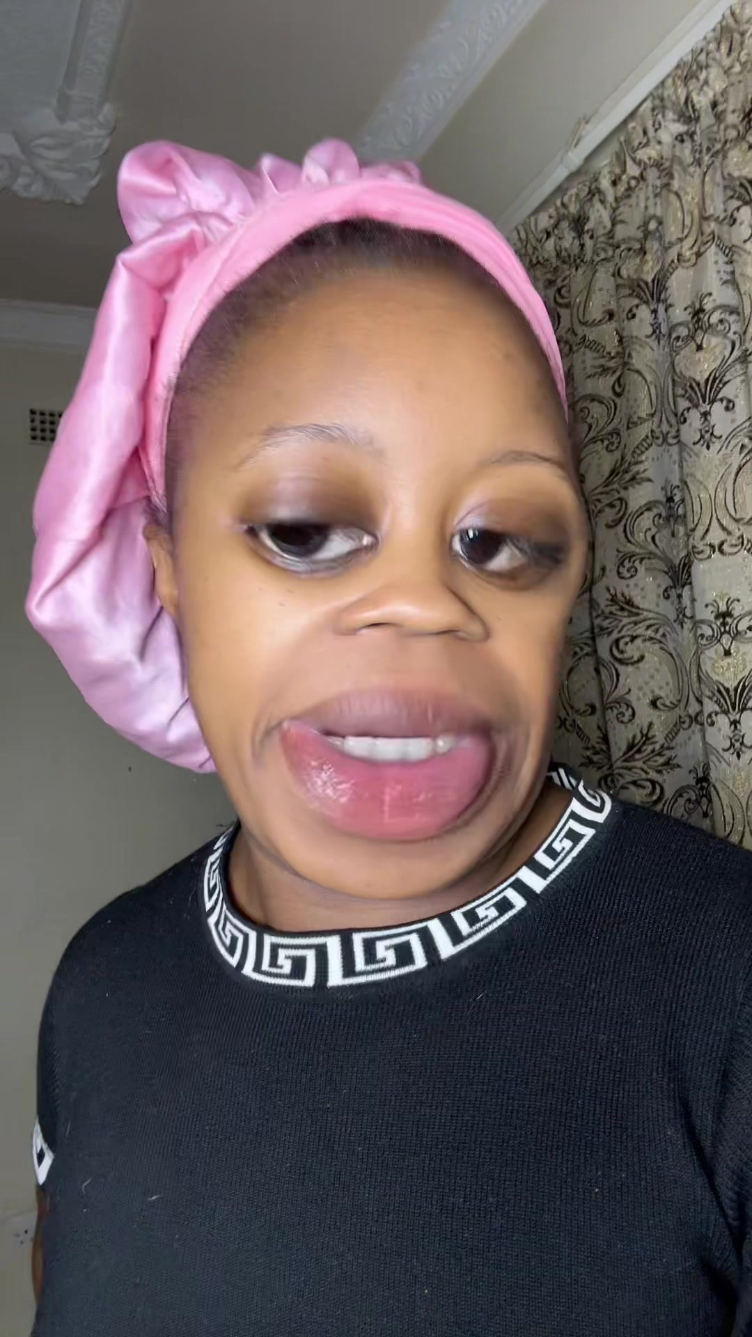 @Nellysharmy🇿🇼(NzwaraFamily)