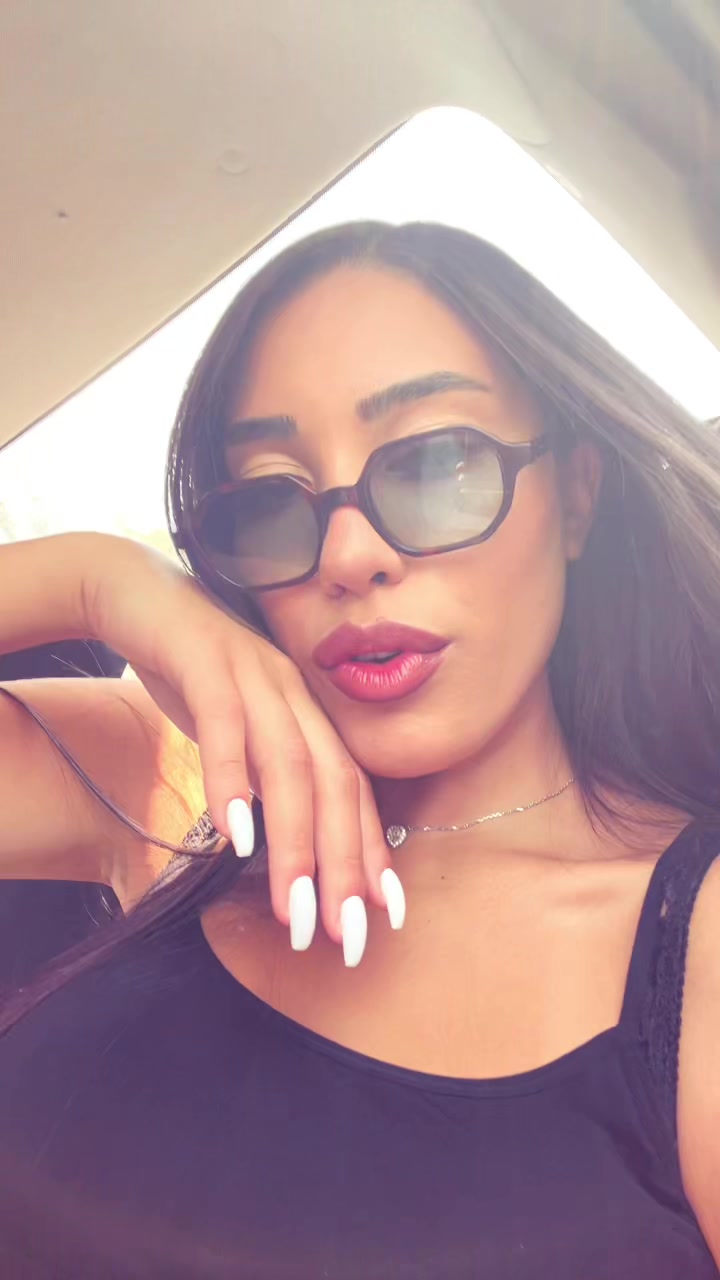 @shani_d12