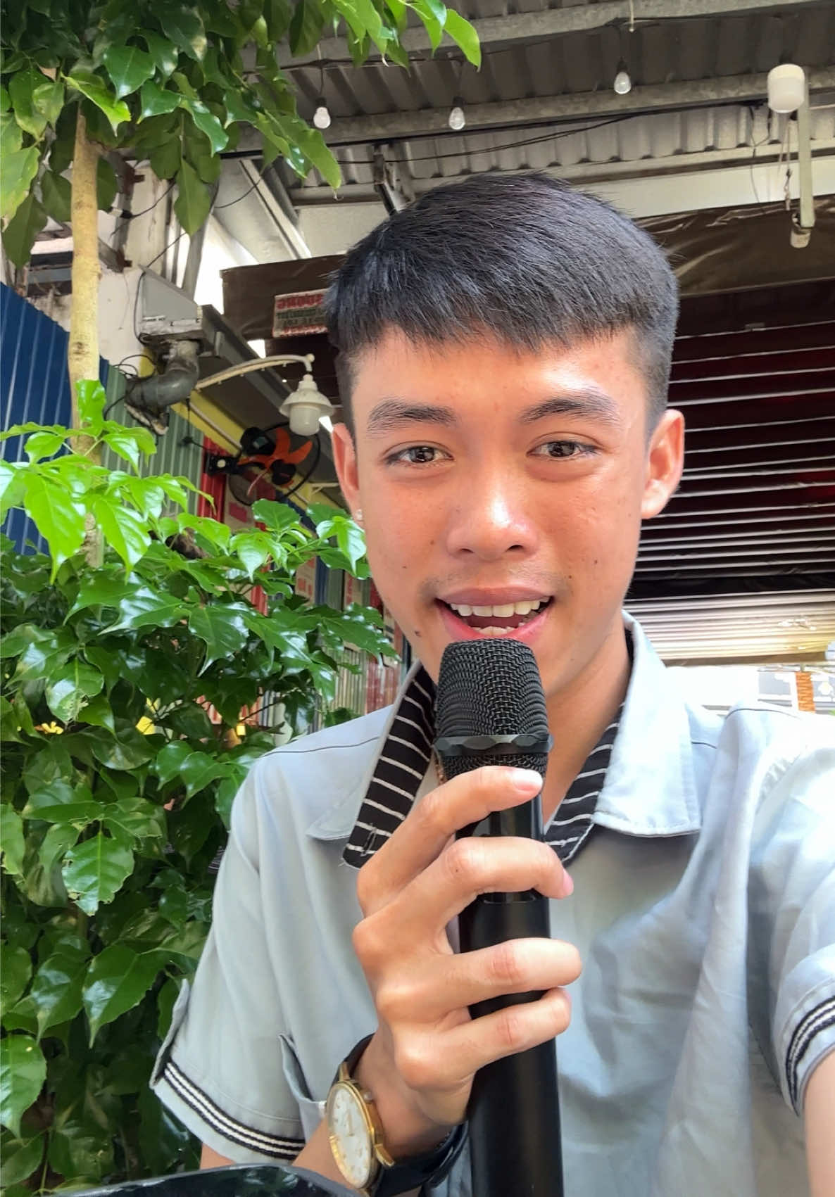 @Lâm li o Tẽn Tẽn