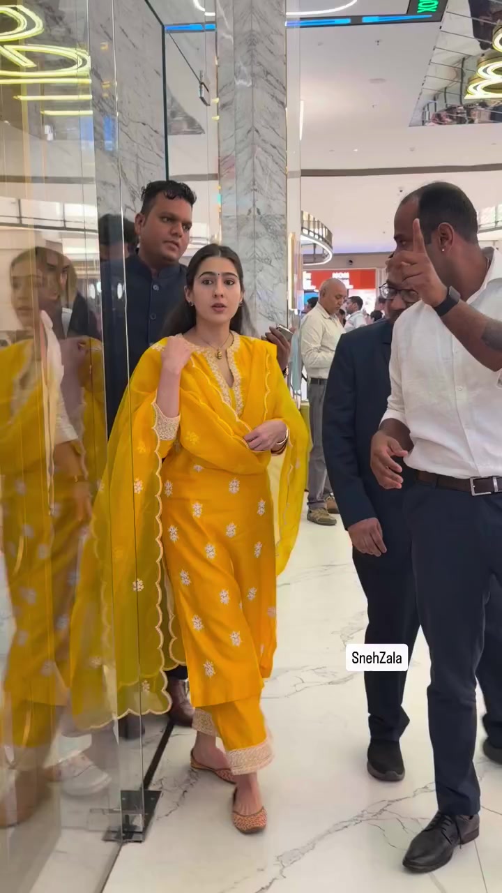 @saraalikhan.fan