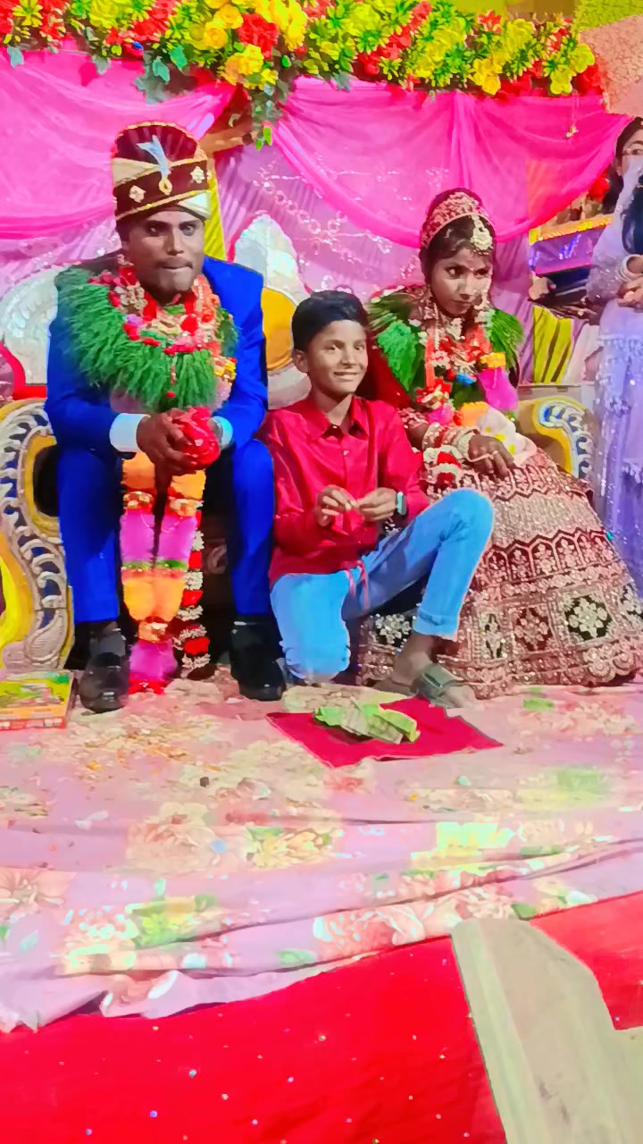 @ल क्ष्म ण Ydv