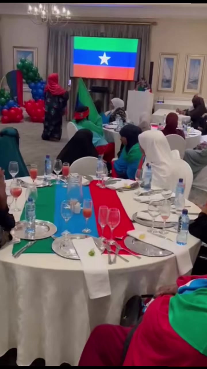 @Catuuti🇸🇧💚🤍💙