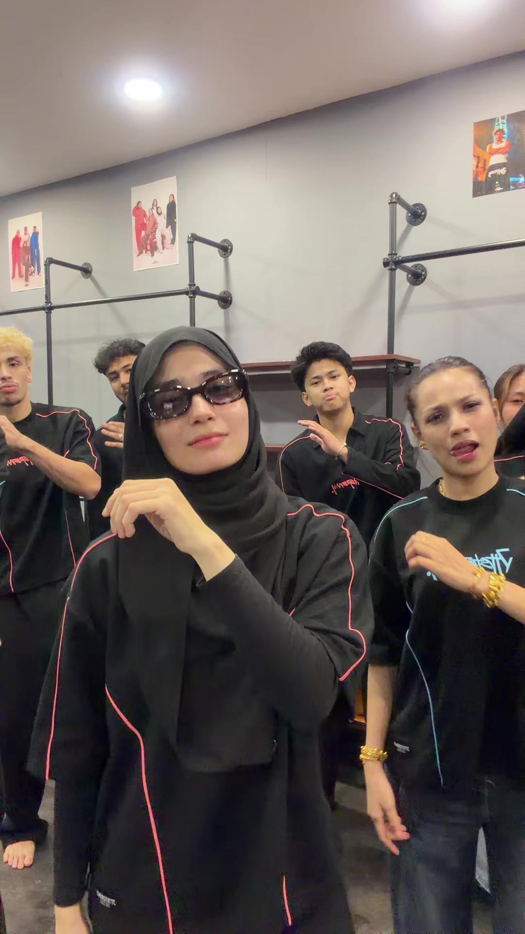 @RANIA