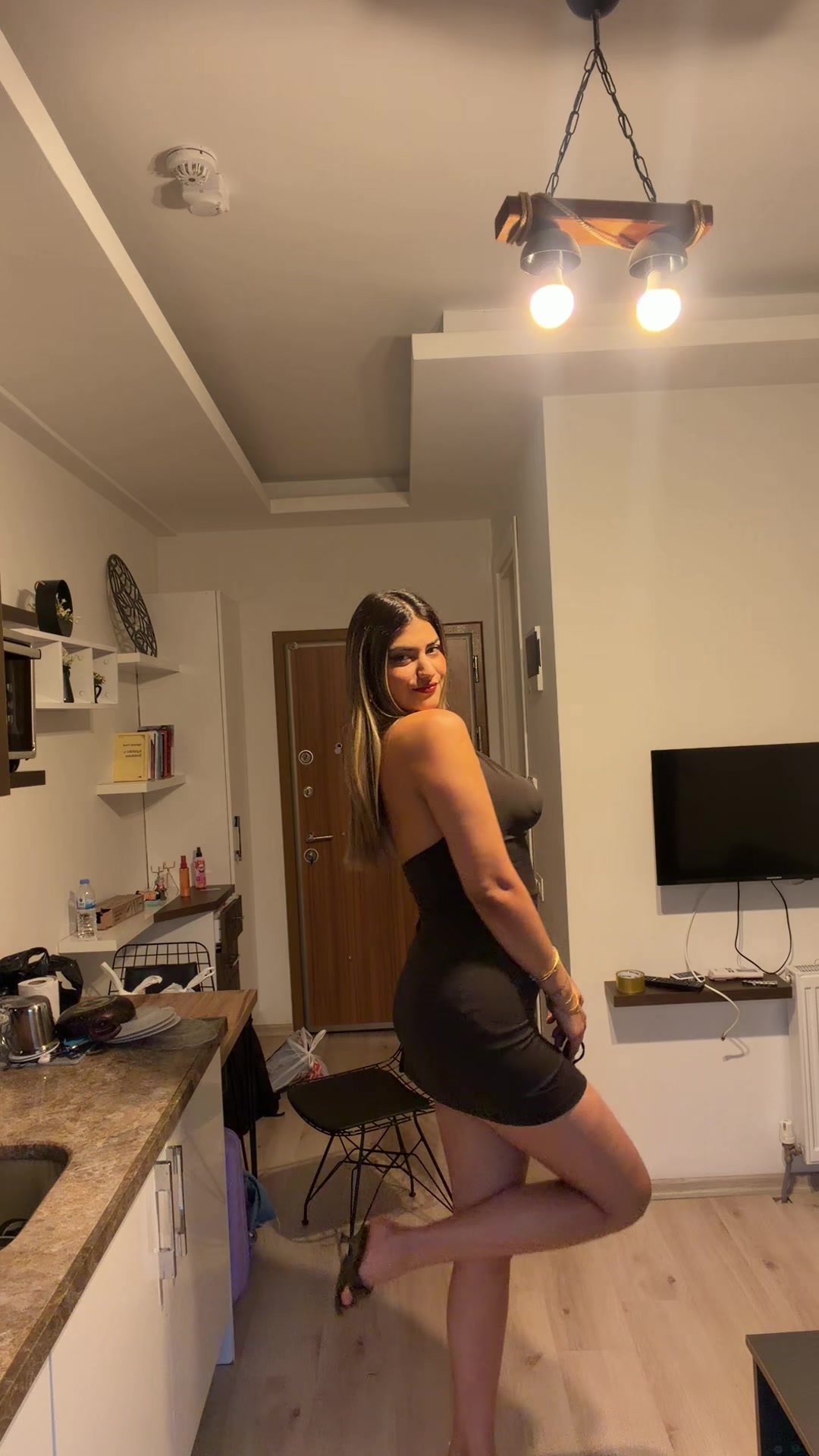 @Arzukalaa