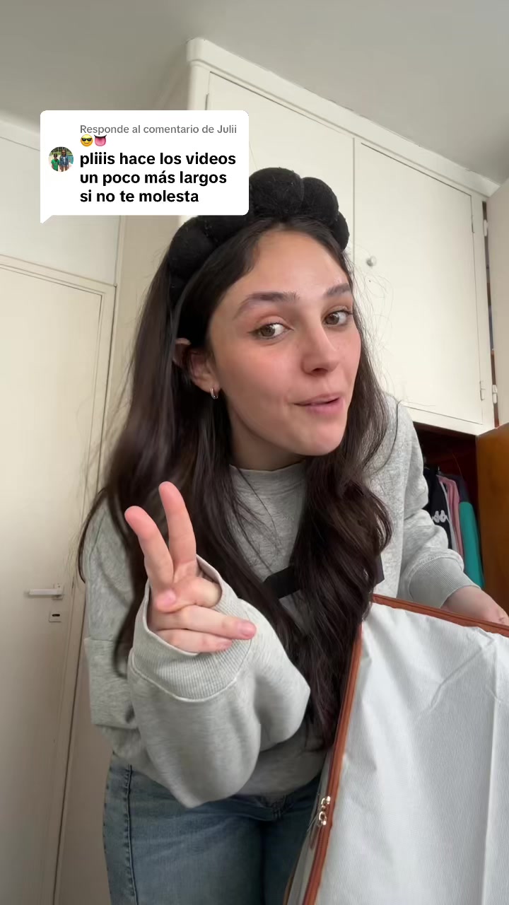 @agosriquelmeee