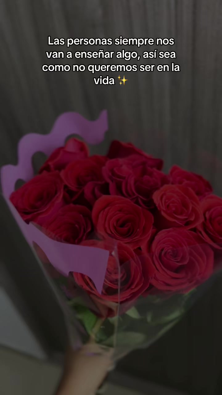 @Gabs_