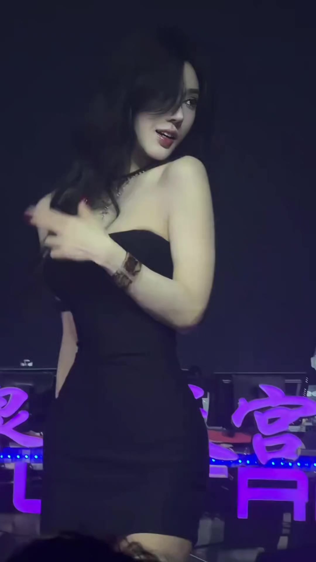 @DJREMIX