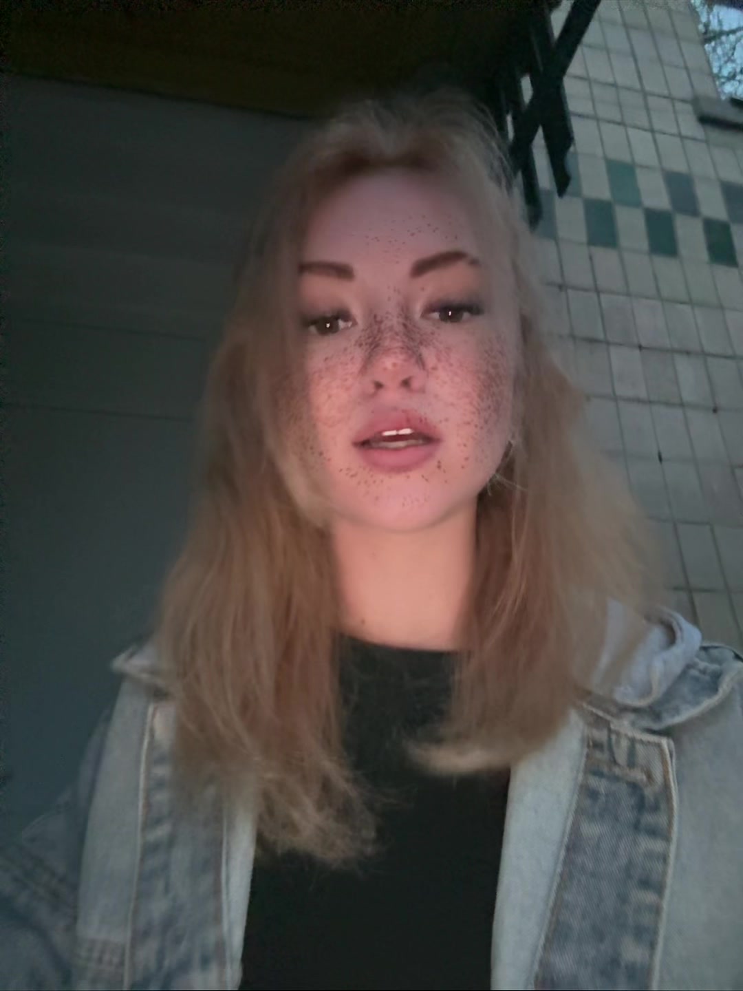@сашенька🦋