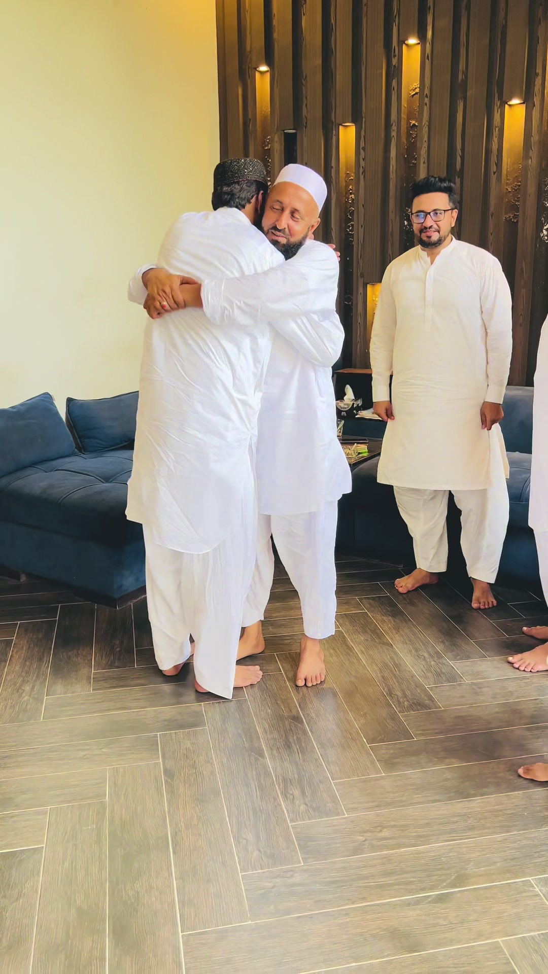 @Malik Huzaifa Zafar (Official)