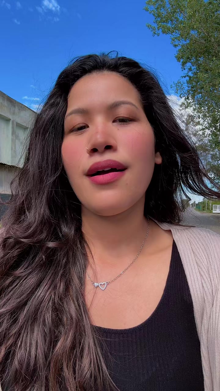 @Karinathapa👀❤️🤞