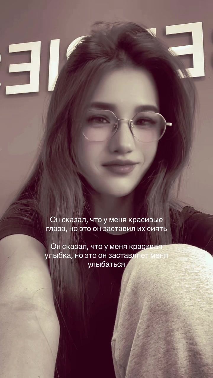 @🌗❤️🤍