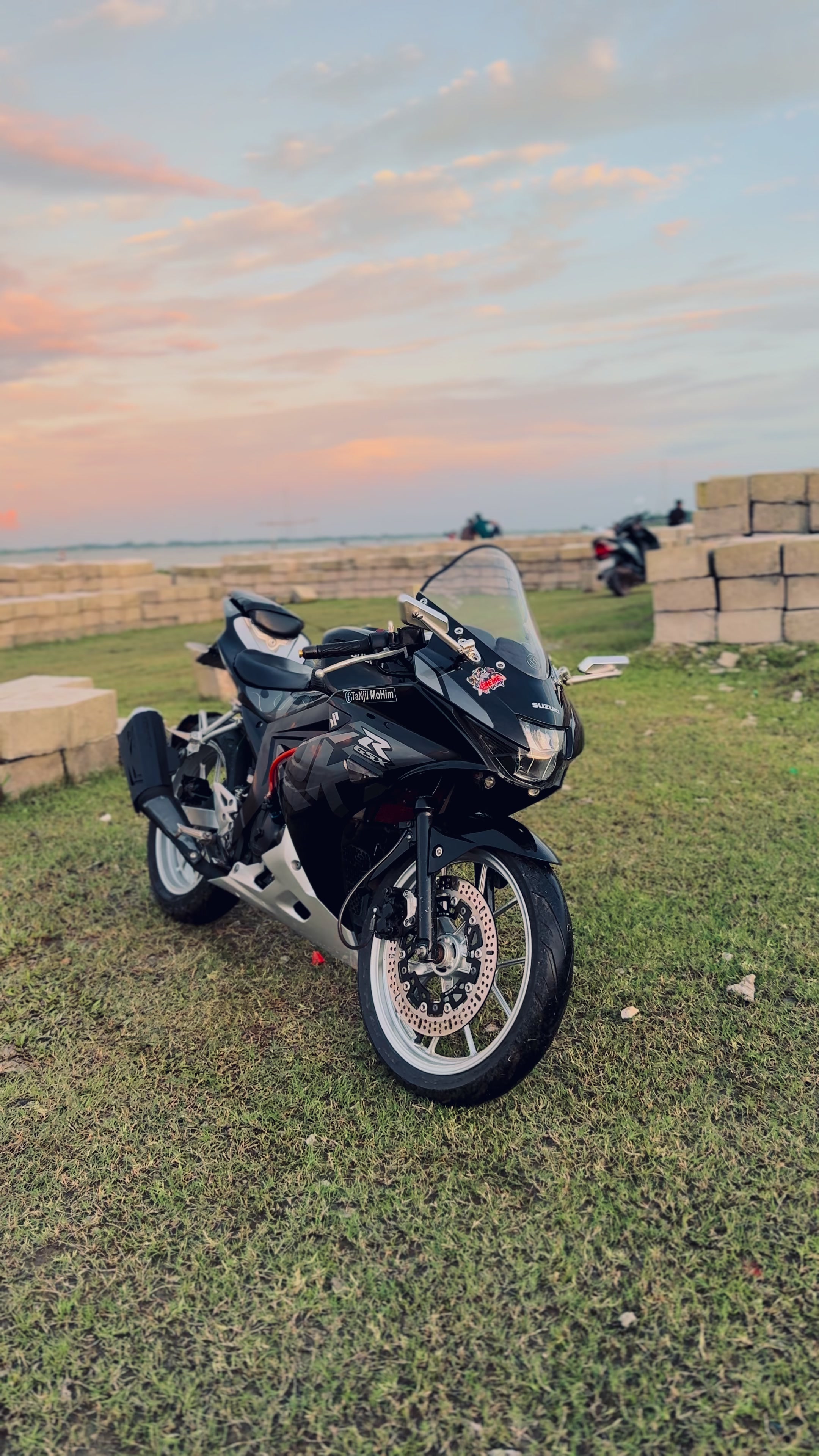 @TaNjil Áhméđ 🇧🇩
