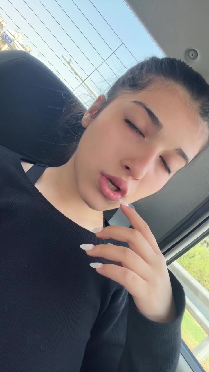 @Yussi