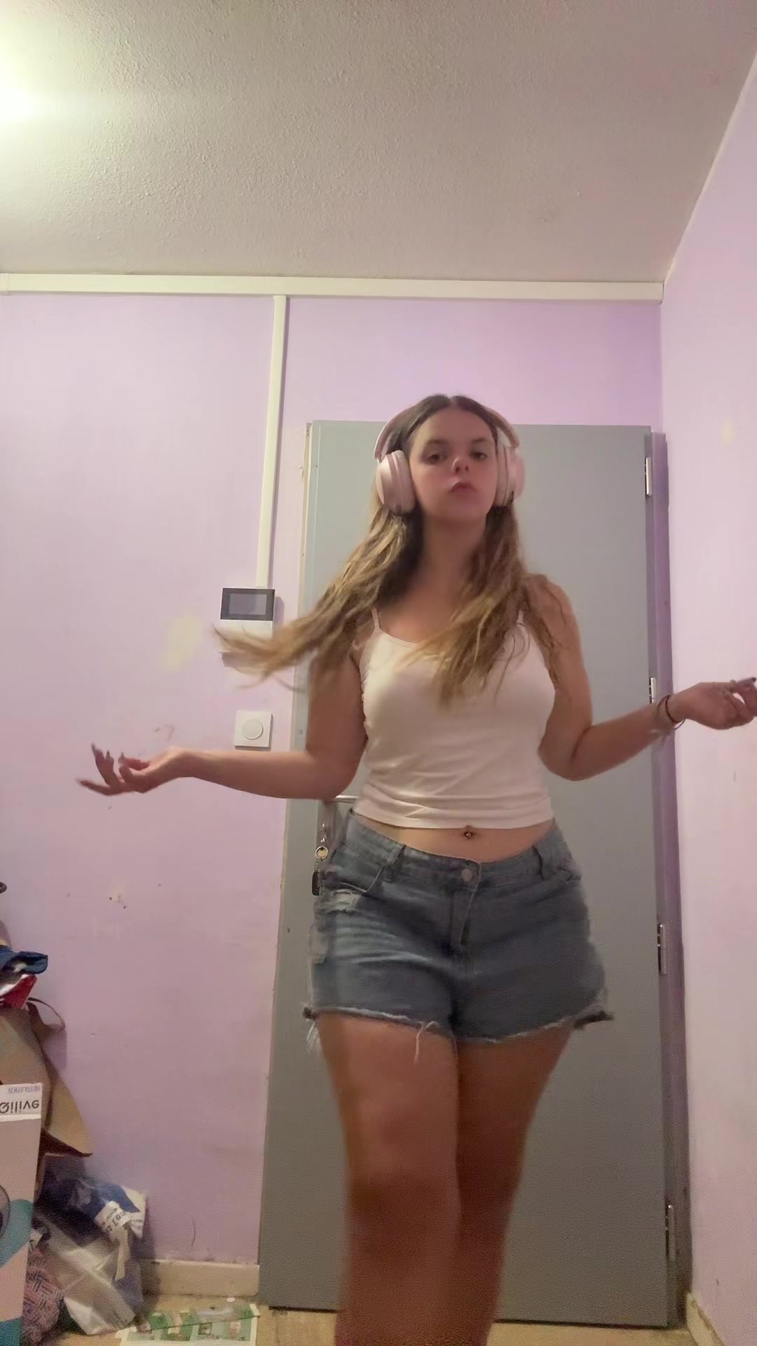 @Moi