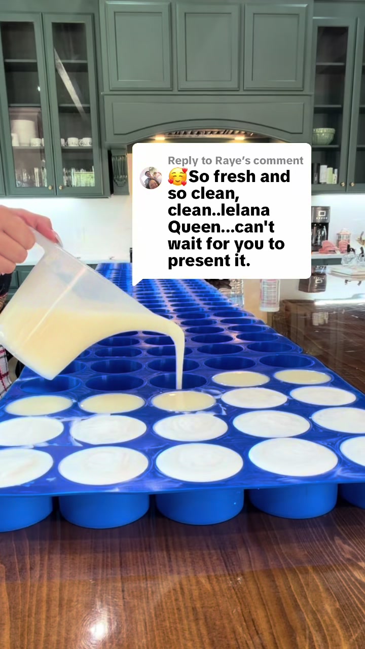 @LaLena’s Oil by thewoodengypsy