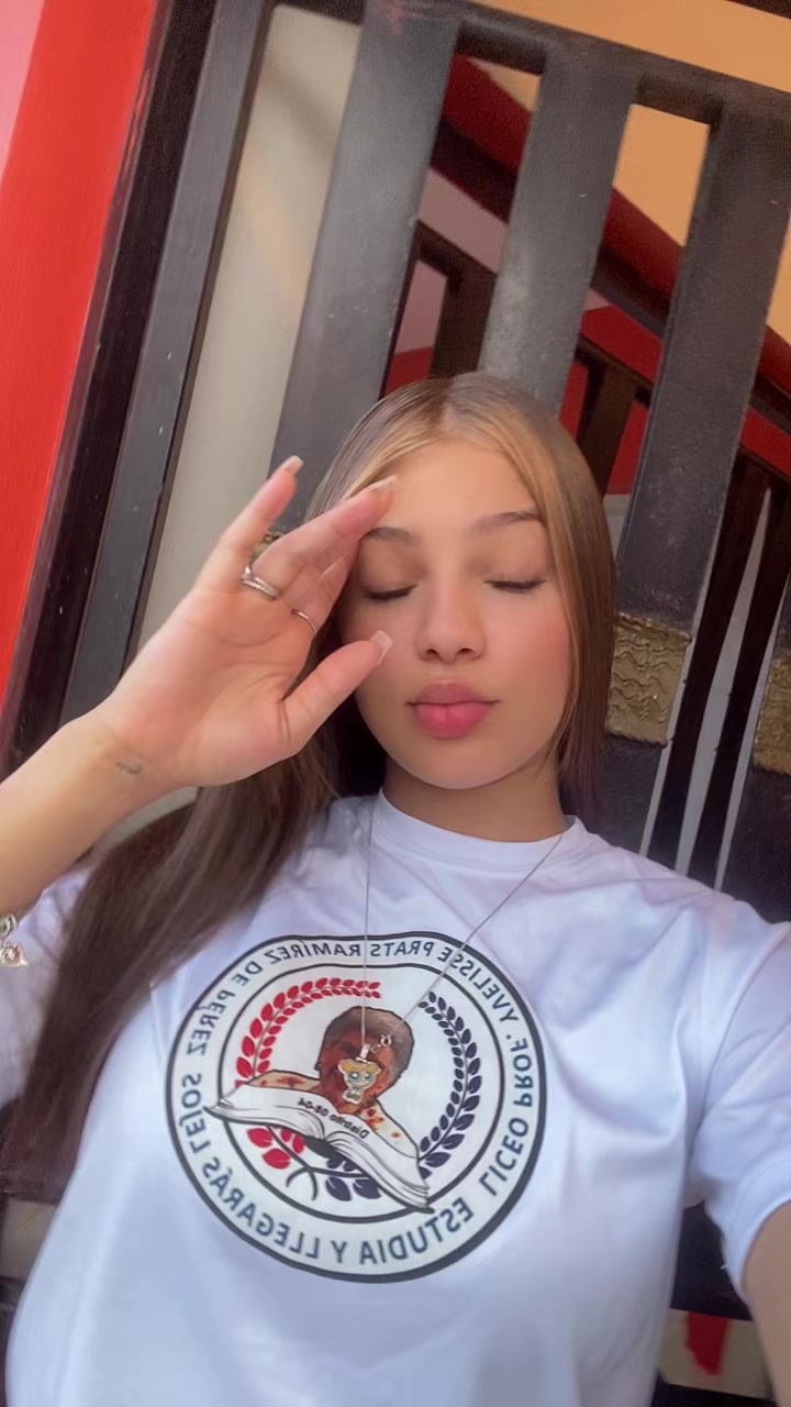 @yelii🍒🧚🏻&zwj;♀️🌙