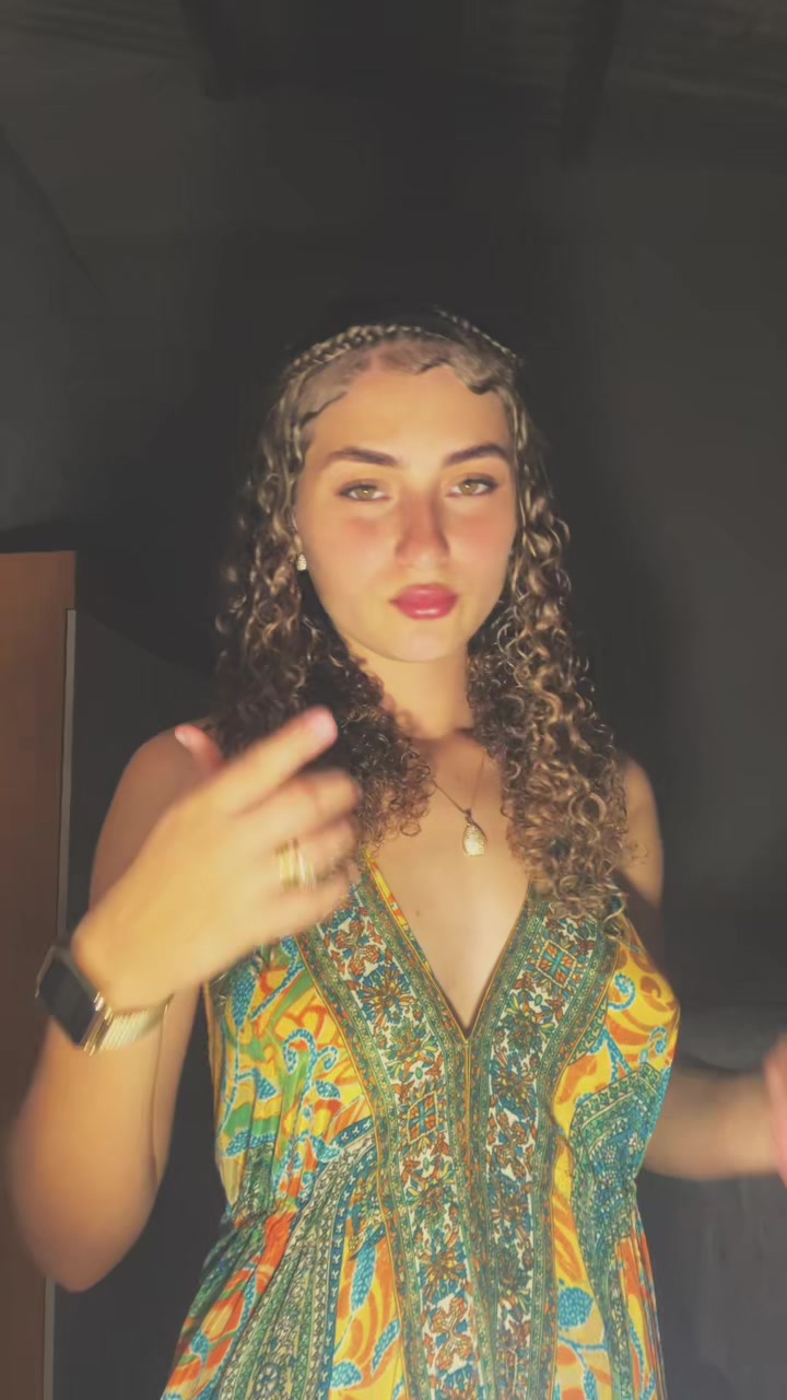 @eujulianasantostrindade_