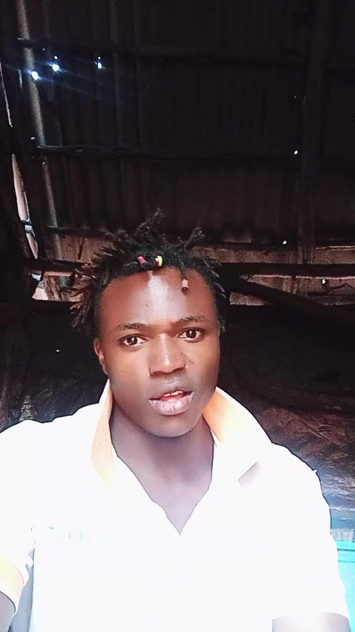@D Boy Dennis maina