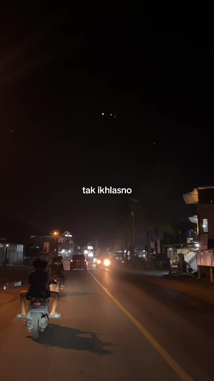 @𝐀