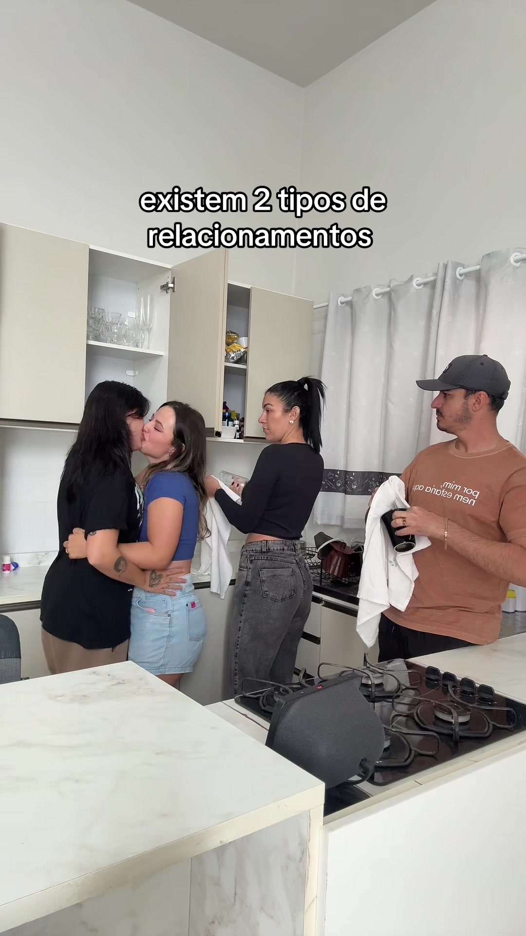 @Flávia e Júlia