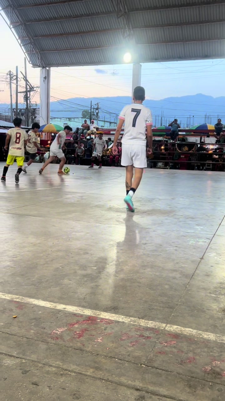 @Brayan Velásquez 🔥