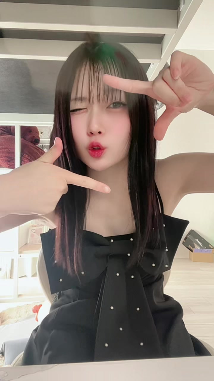 @つむぎの裏アカみたいな場所。