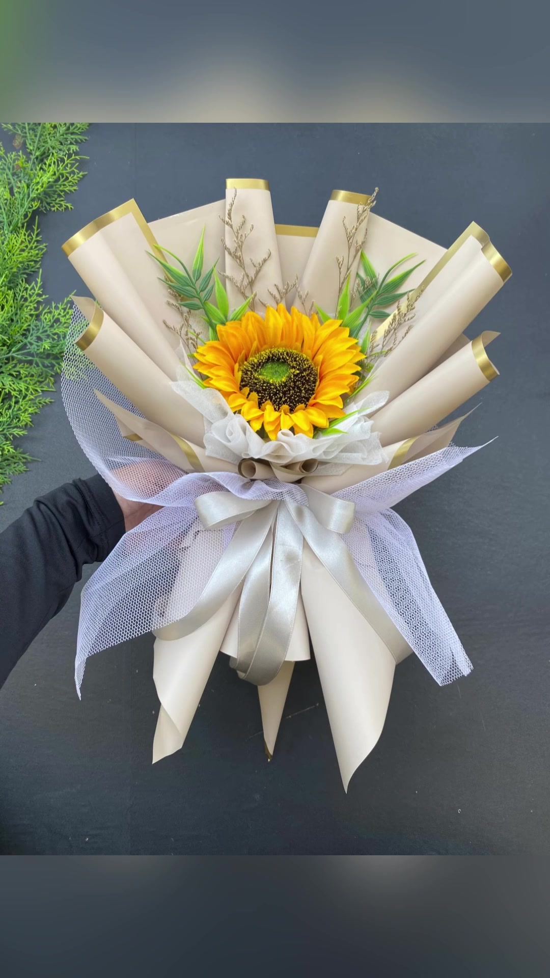 @elenkhaflowery