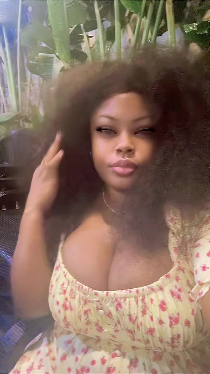 @Queen Funkiliciouz