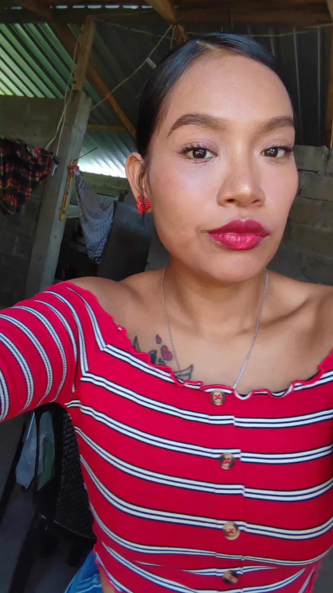 @Liz Marian🧃🌈 💚