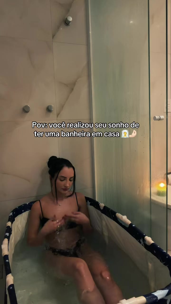 @Júlia Ferolla