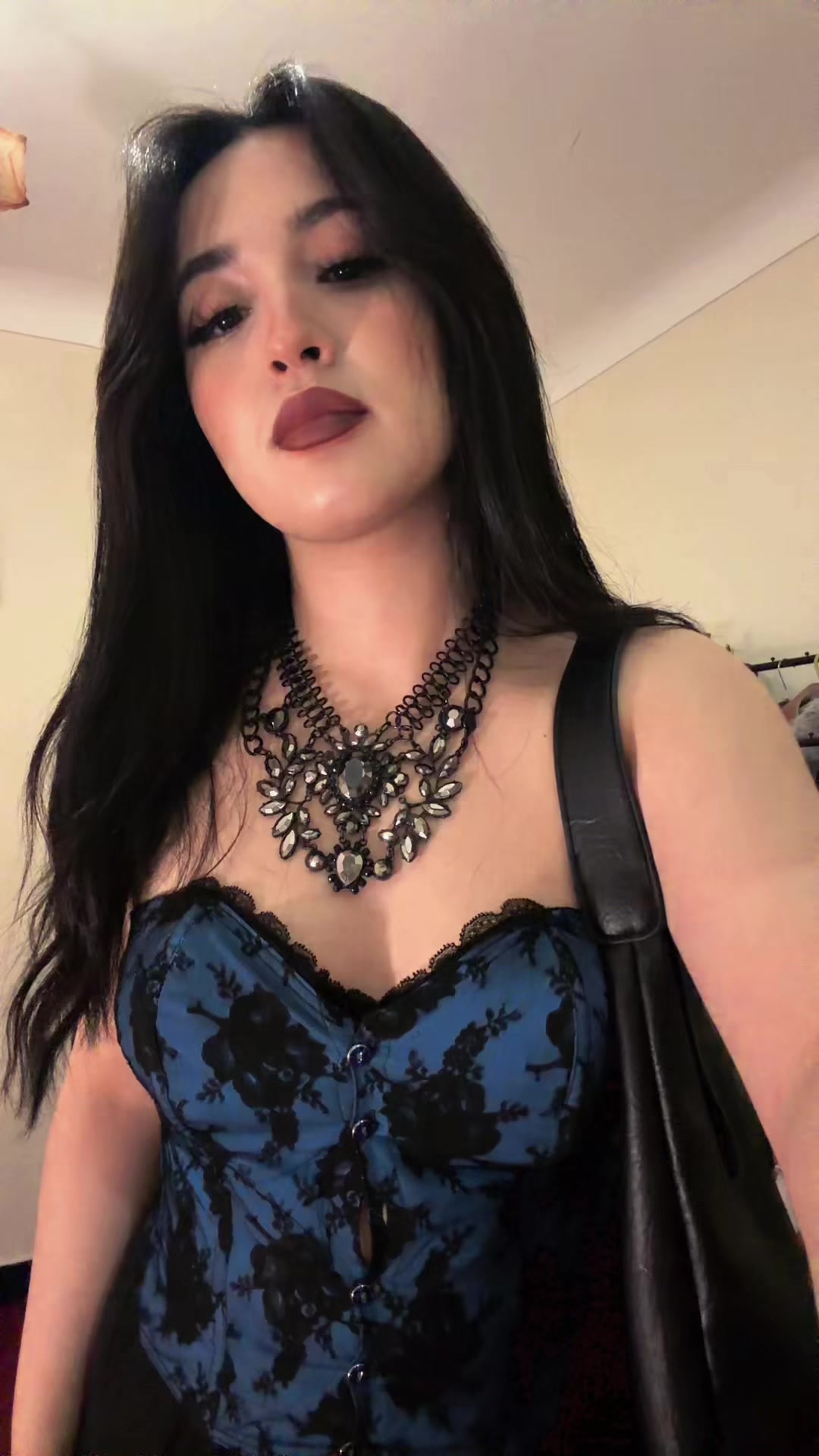 @shadowbloom067
