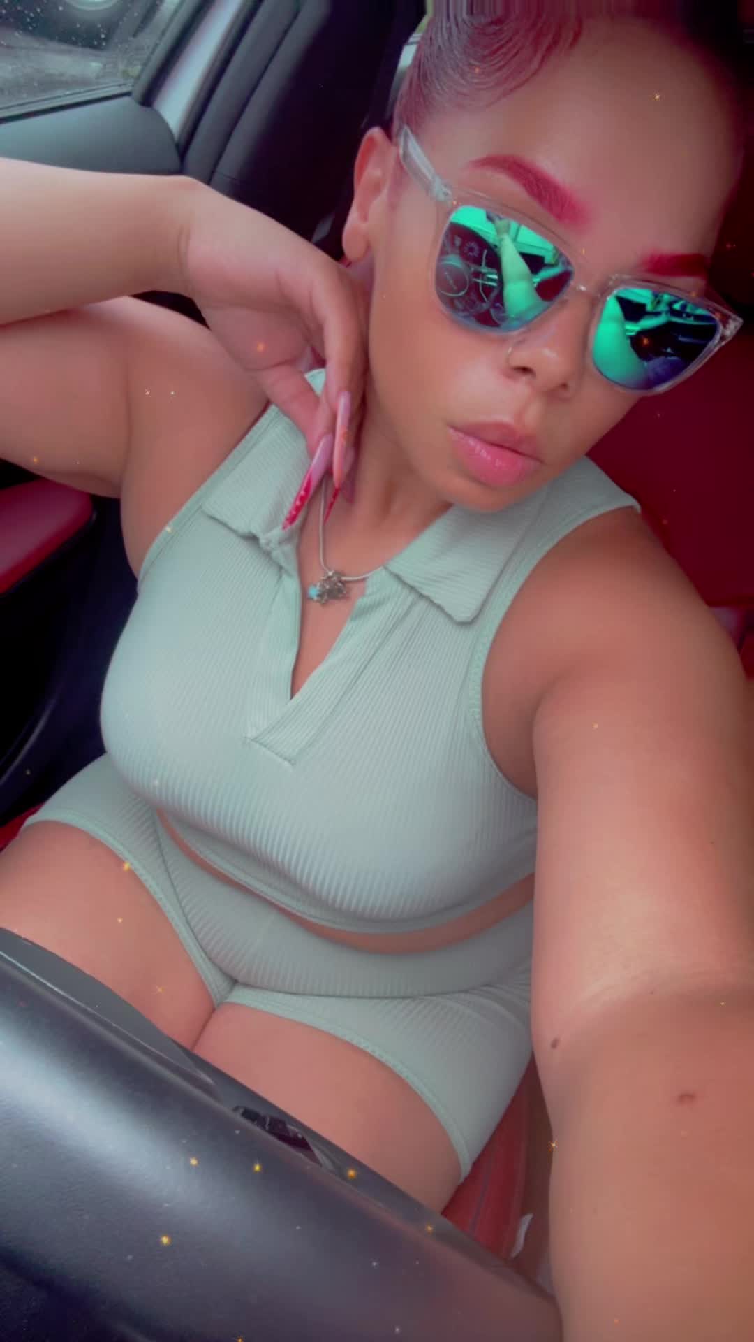 @Queen C 👑 777