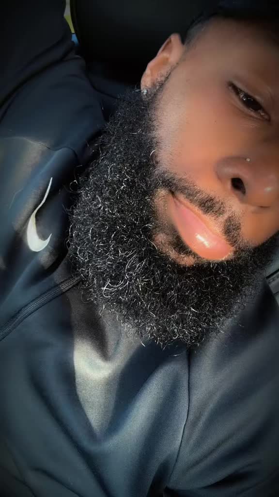 @firstname_leon