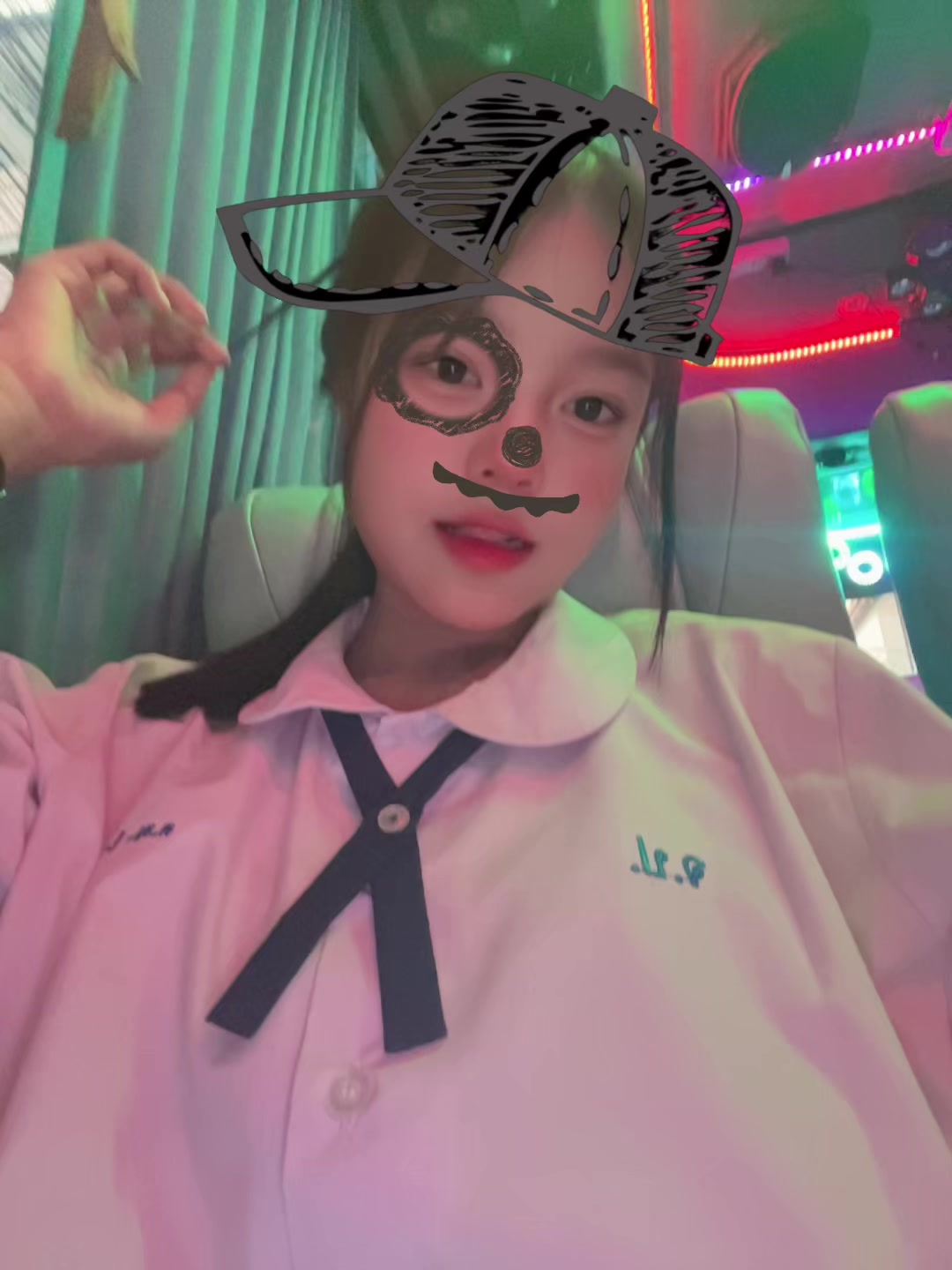 @ᴱⁱ ᴾʰᵒᵒ ˢʰⁱⁿᵉ 𐙚⋆°。⋆♡