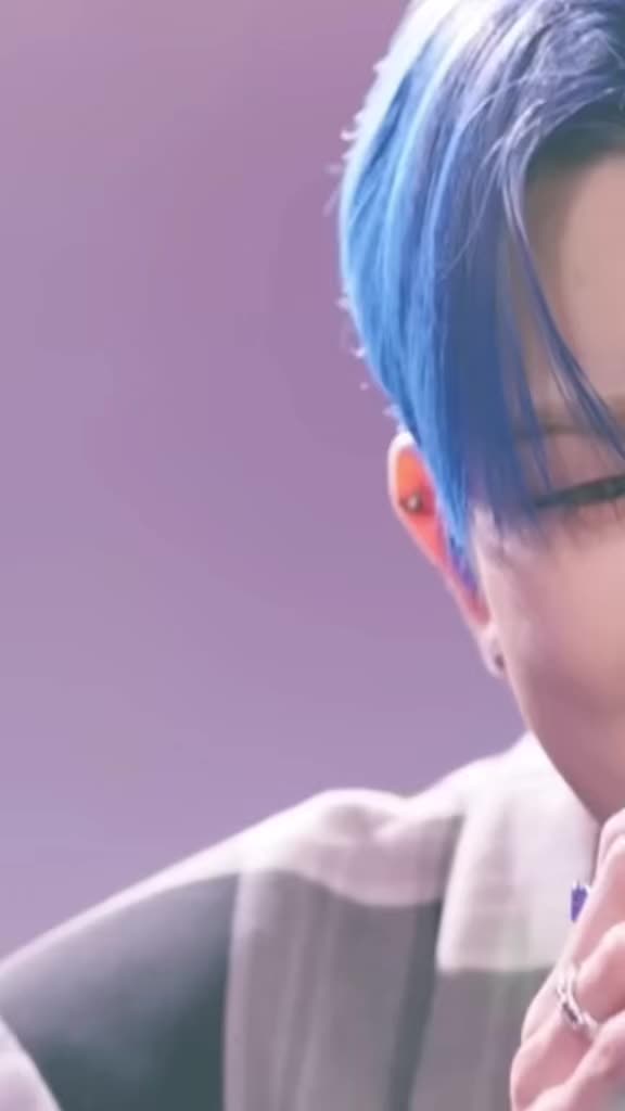 @🎧