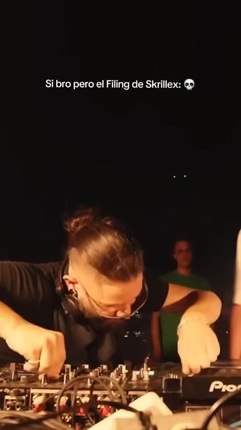 @ᴇʟᴇᴄᴛʀᴏɴɪᴄ ᴜɴɪᴠᴇʀꜱᴇ 🇸🇻🔥