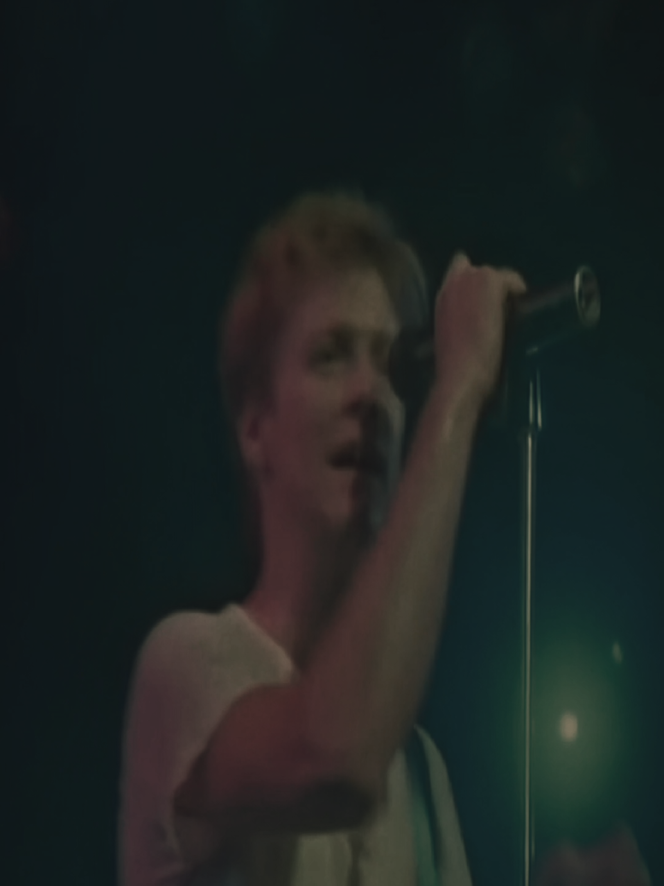 @𝙈𝙐𝙎𝙄𝘾𝘼 🆇 𝘾𝘼𝘽𝙇𝙀🎸