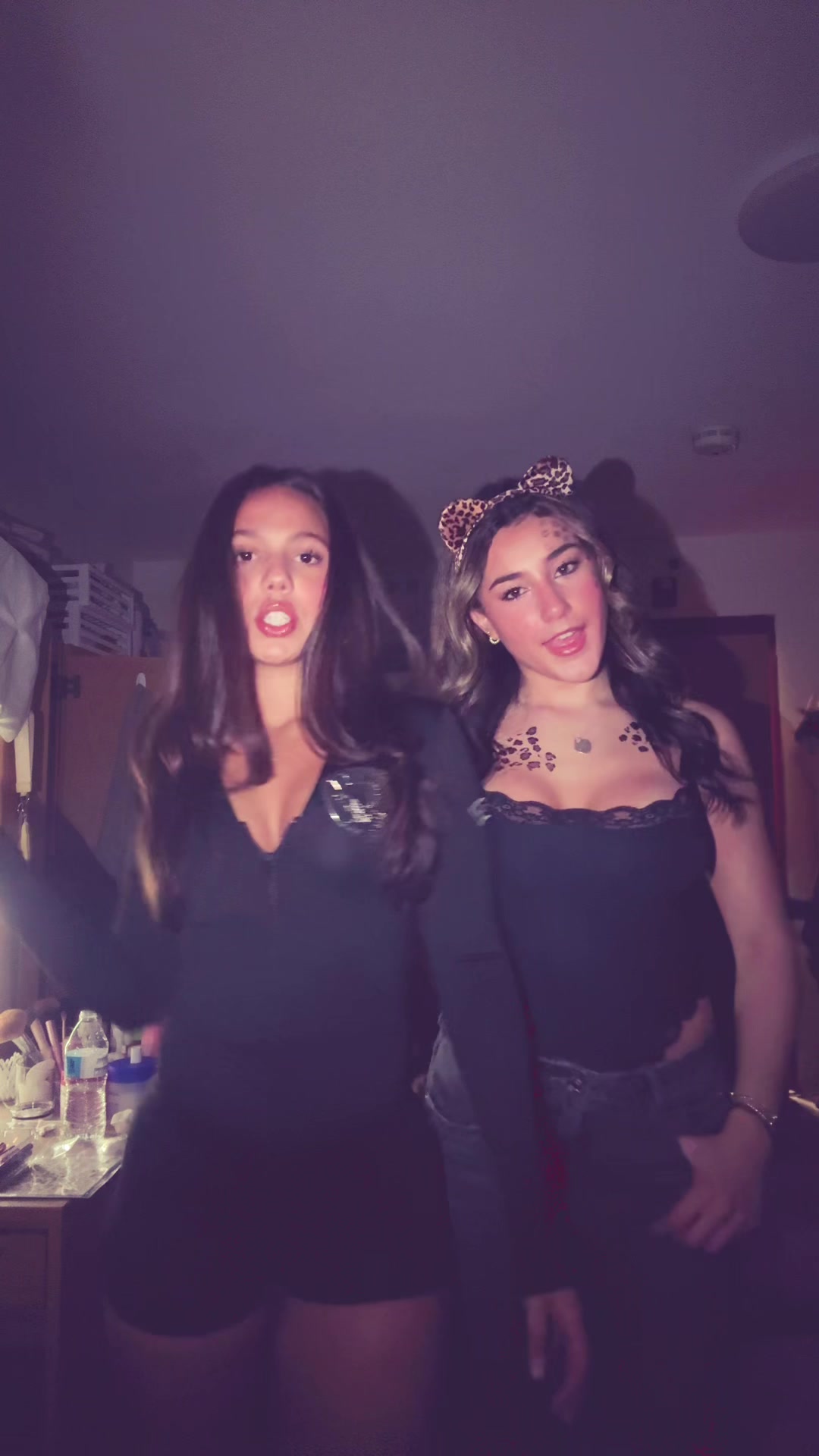 @Isabella