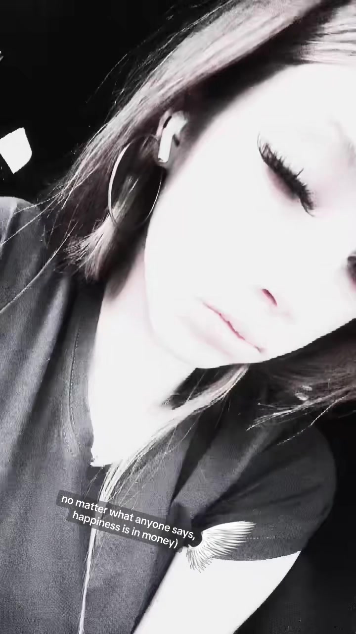 @divinyy#xD^-^