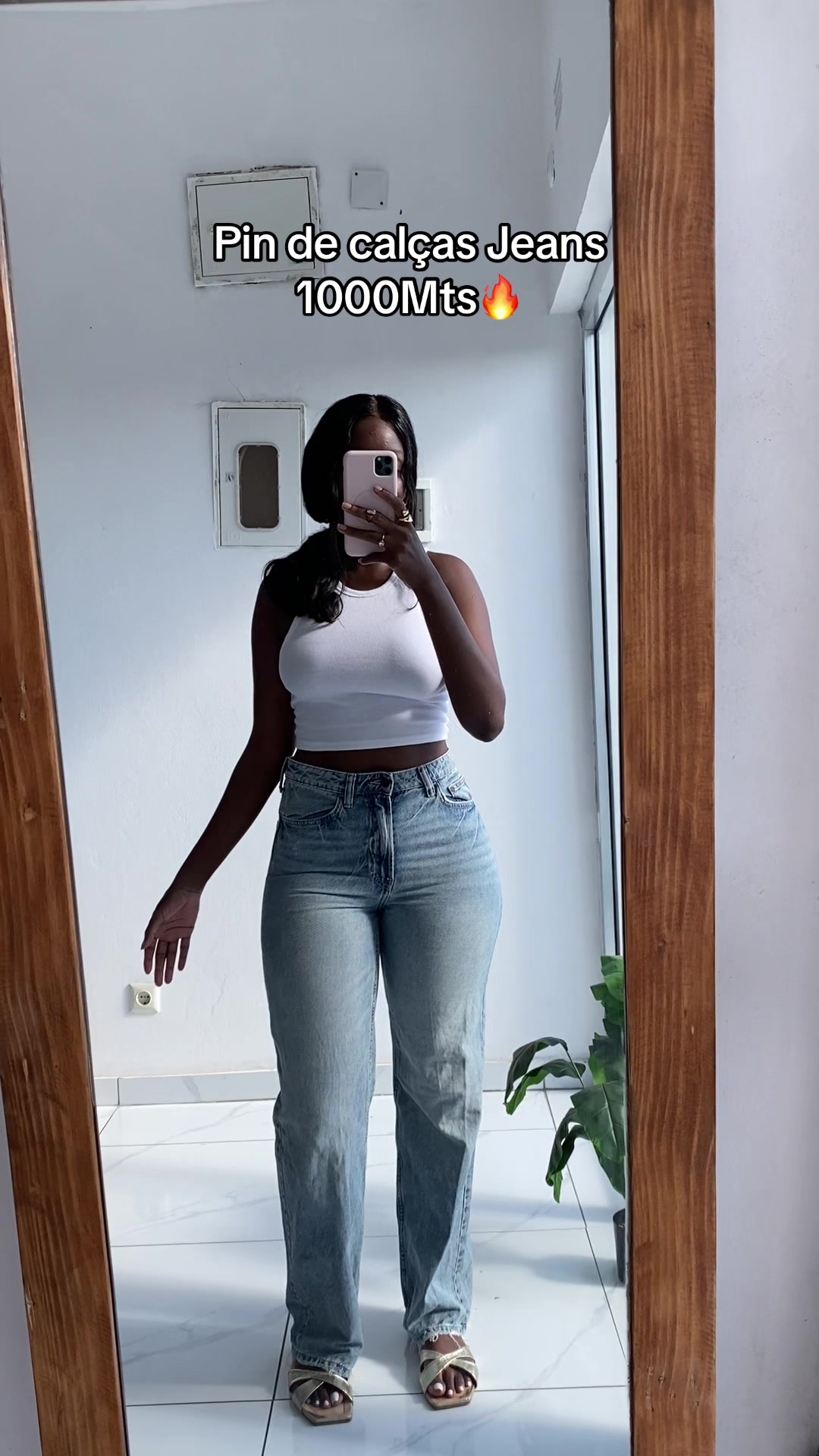 @M&eacute;lvia
