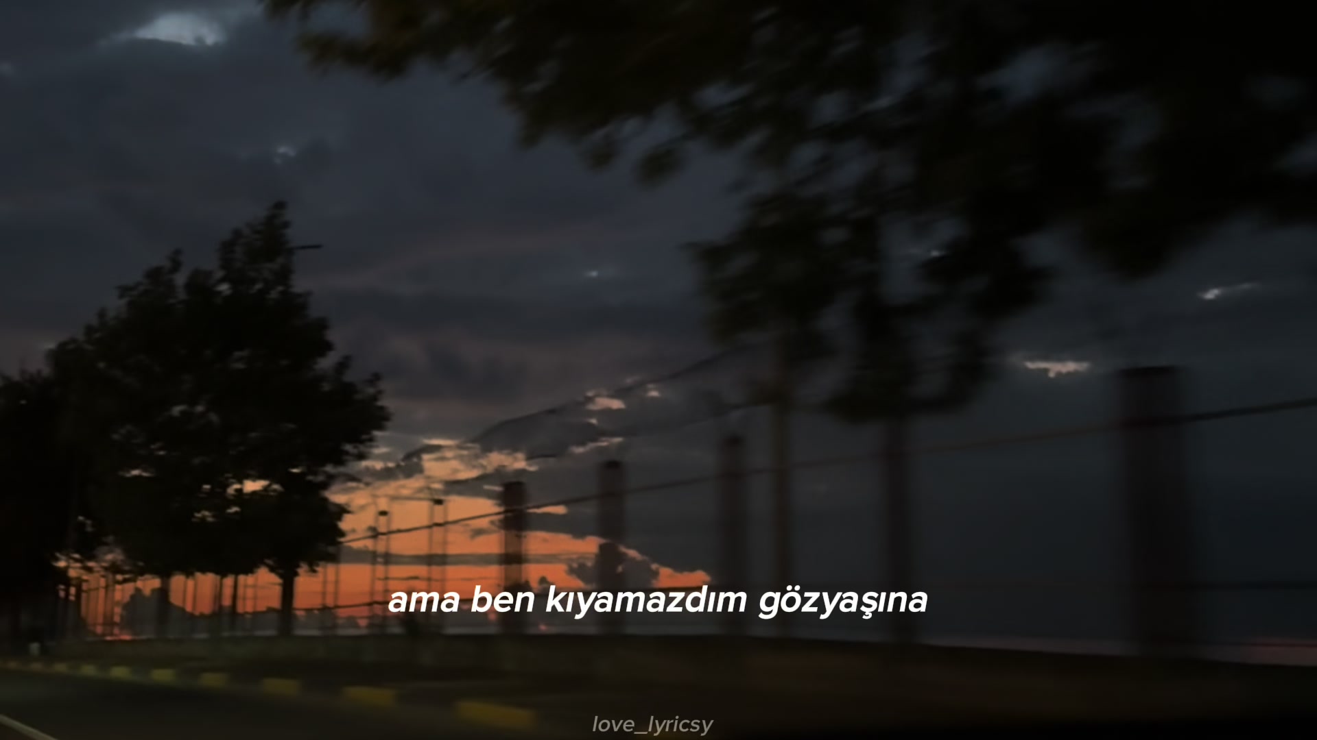 @𝐋𝐨𝐯𝐞_𝐥𝐲𝐫𝐢𝐜𝐬𝐲