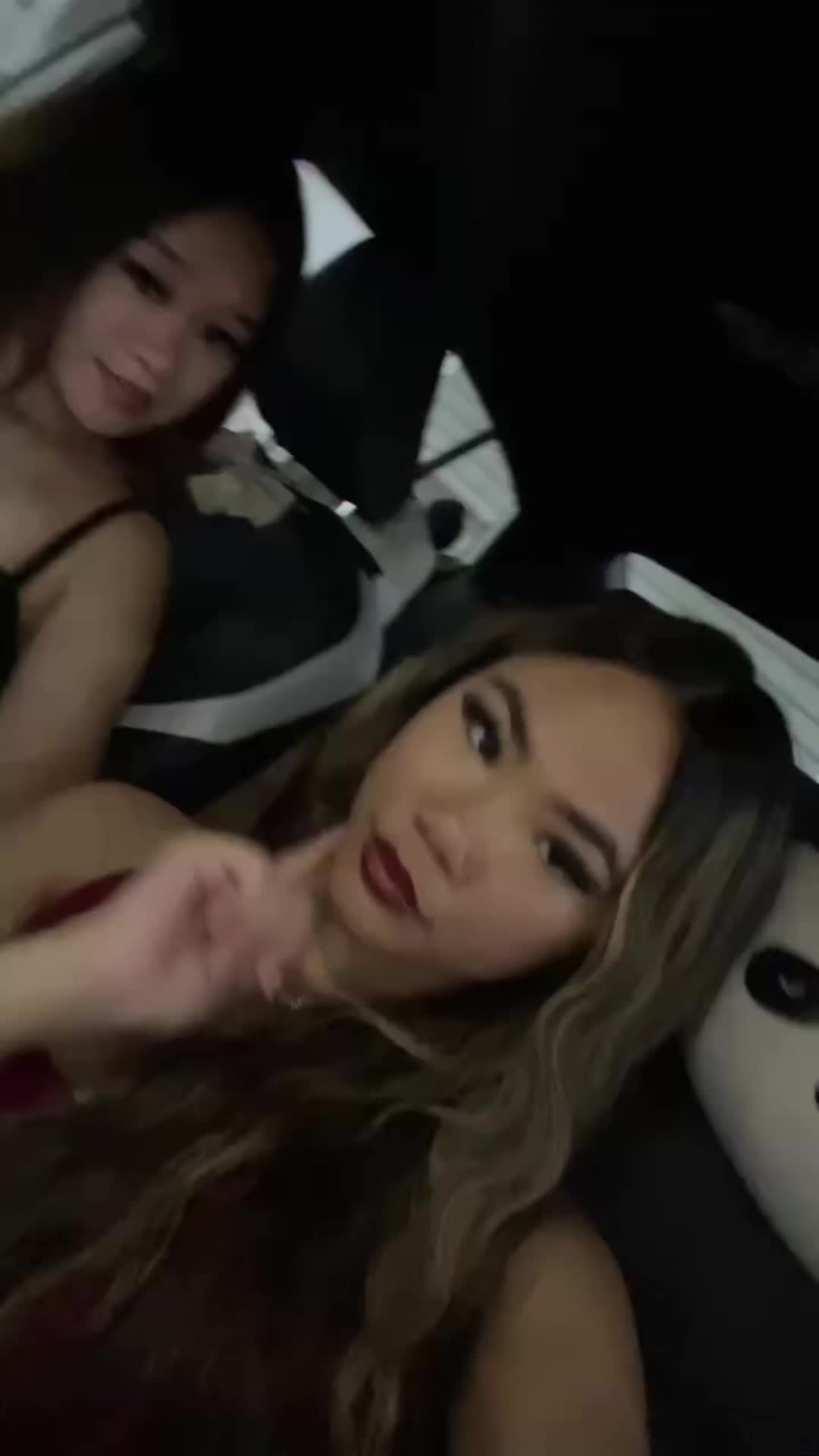 @jennyyly