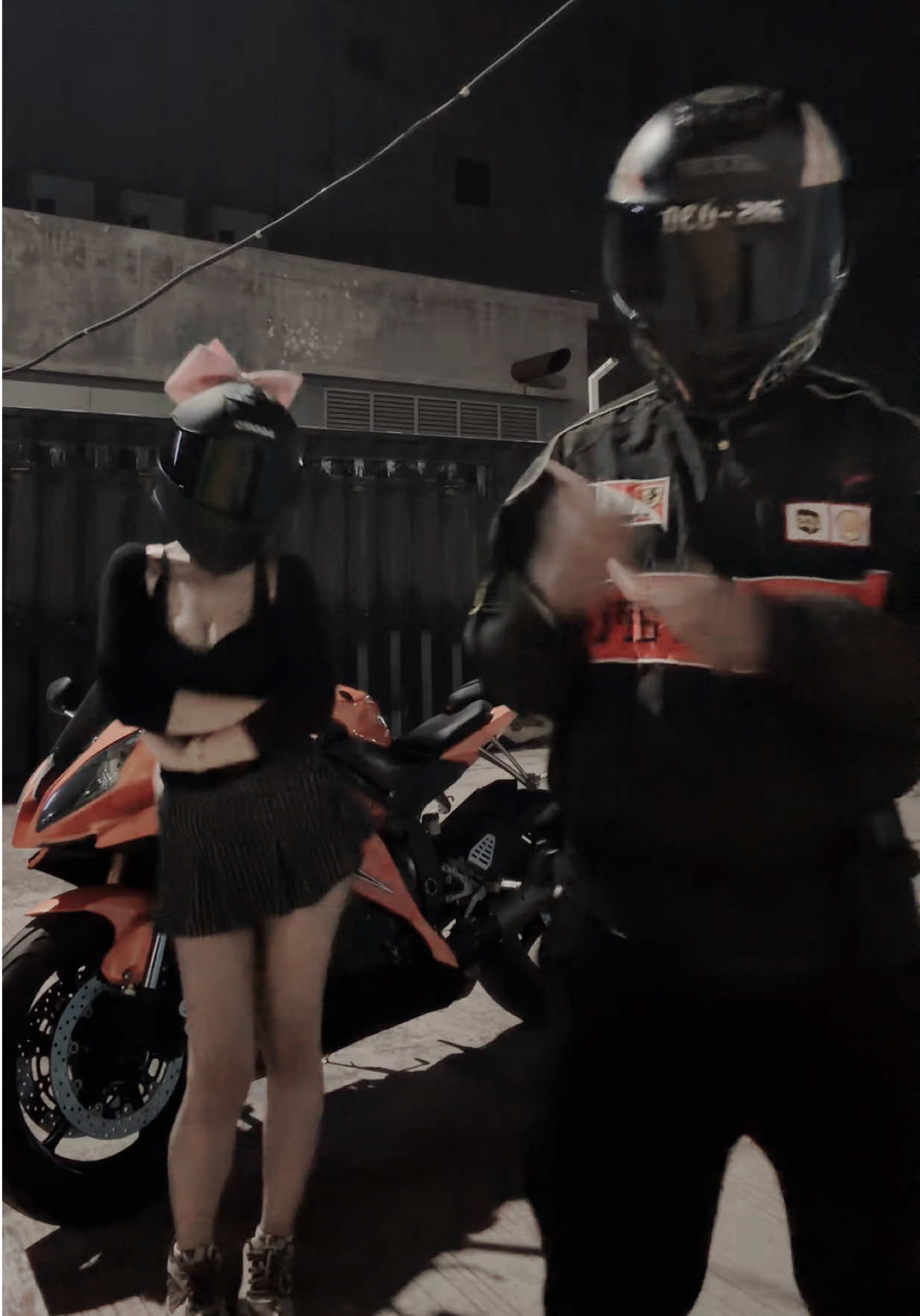 @𝐒𝐢𝐫𝐢 (official)