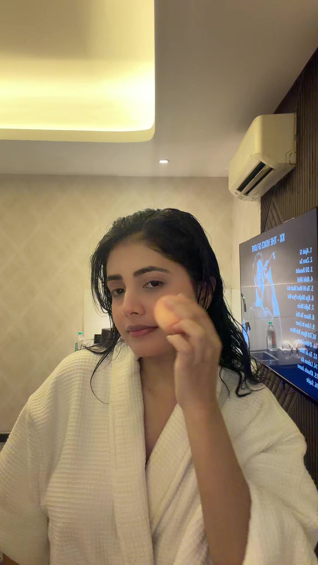 @️Aaisha