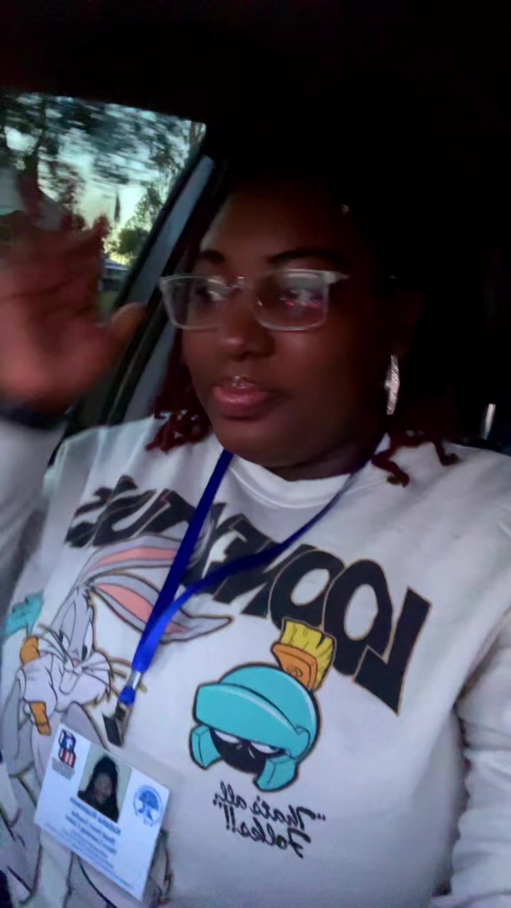 @MsPrettyTisha😊💜🧡💛💚🩷