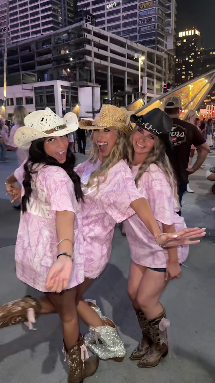 @missbellaseeden