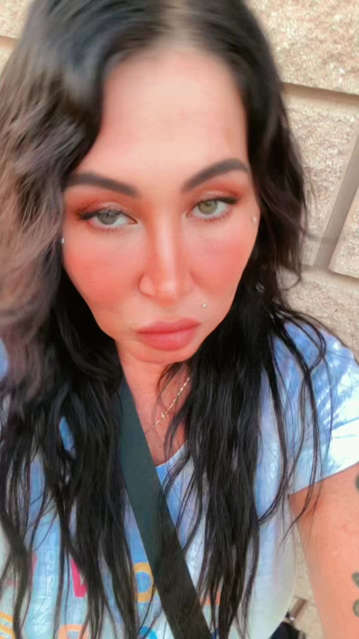 @Italiangirl🇮🇹native🇨🇦🇨🇦