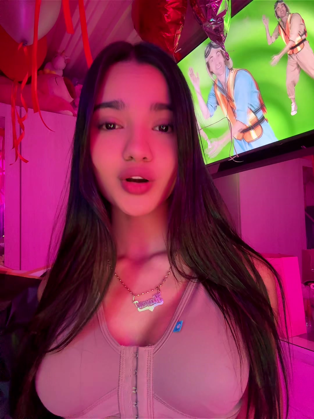 @Karen🧃🍒