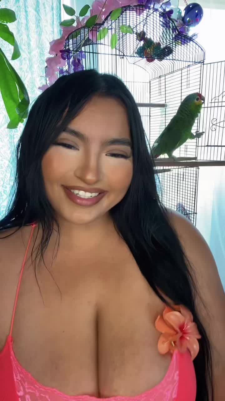 @Curvybaybee93
