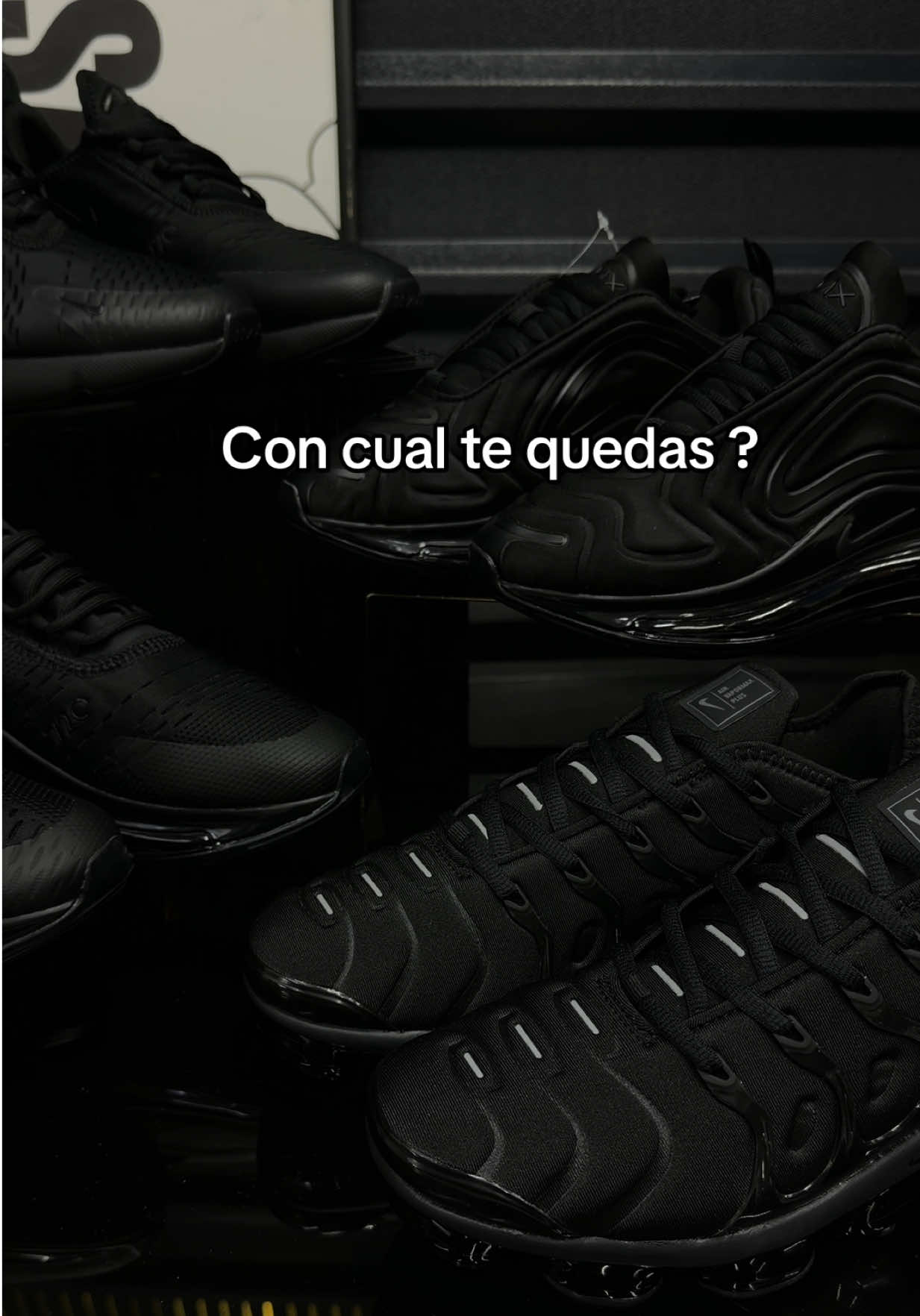 @El Aluc&iacute;n | Air Sneakers